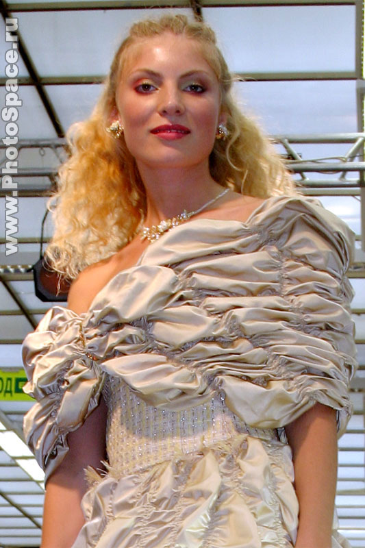 Свадебная мода Malinelli 2004