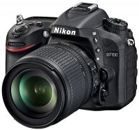 Любительская зеркальная фотокамера Nikon D7100