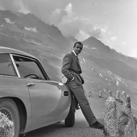 50 лет стилю агента 007